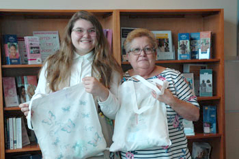 Mickayla Austin with grandmother MaryAnn Matyjewicz, a breast cancer survivor who also served as Mickayla’s mentor for her Girl Scout Silver Award Project. 