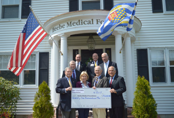 M&T presents check to Beebe Medical Foundation.