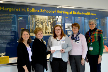 Zwaanendael Club Presents Scholarship to Nursing Student.