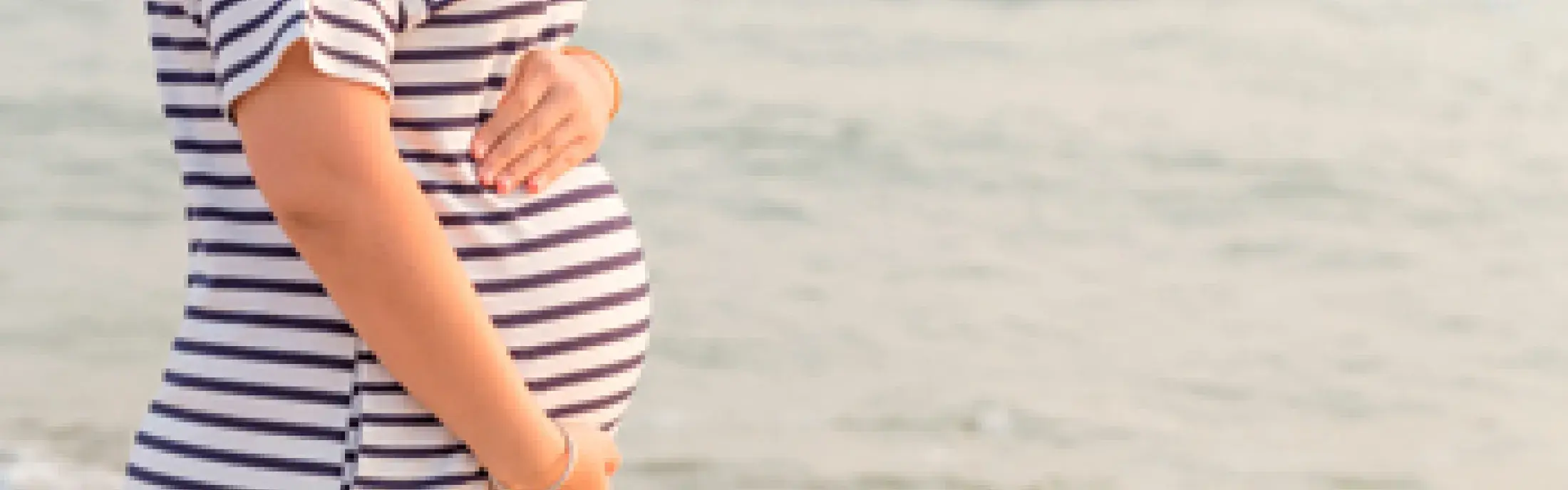 Image file: pregnant-woman-on-beach_dreamstime_xl_71214537.jpg