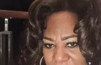 Stephani Williams celebrates Dr. Nukuna