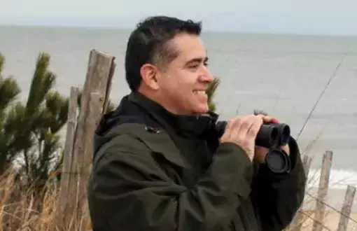 Dr Luis Castro birdwatching Beacon