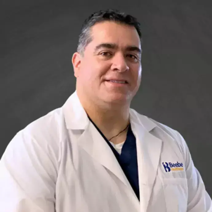 Dr Luis Castro-gray-ECHO.jpg Dr Luis Castro