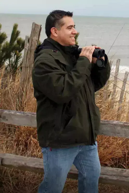 Dr Luis Castro birdwatching Beacon