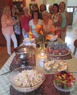 Content image: Book clubs that meet in homes often have great food! Image file: Book clubs that meet in homes often have great food!